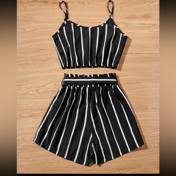 Essence Striped Cropped Top Cami & Belted Paperbag Shorts Set - Picture 2 of 4